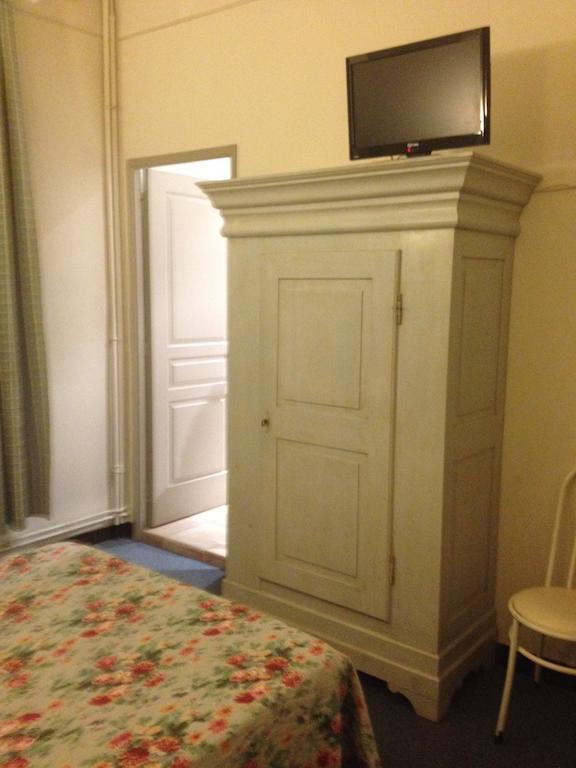 Hotel Restaurant Le Central Chateaurenard Ruang foto