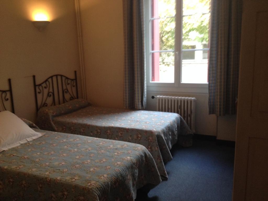 Hotel Restaurant Le Central Chateaurenard Ruang foto